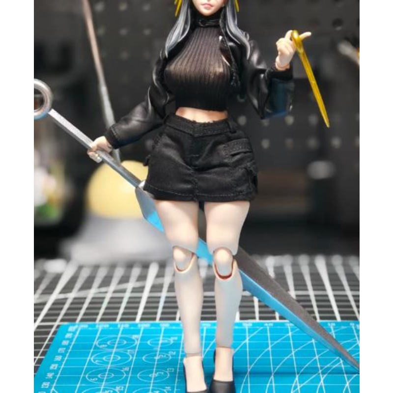 Leatherworking Items - Figurine féminine à l'échelle 1/12, veste