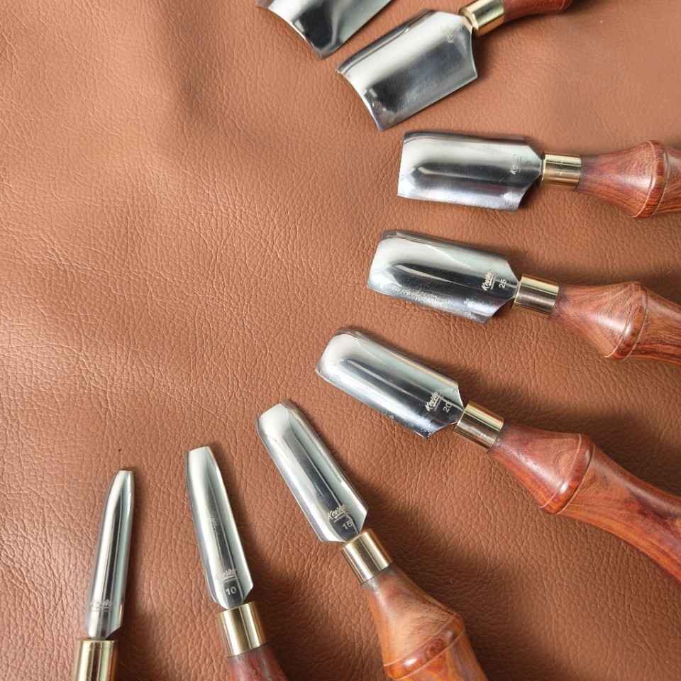 Outils de travail du cuir fait - Leatherwork Hand Press avis et prix