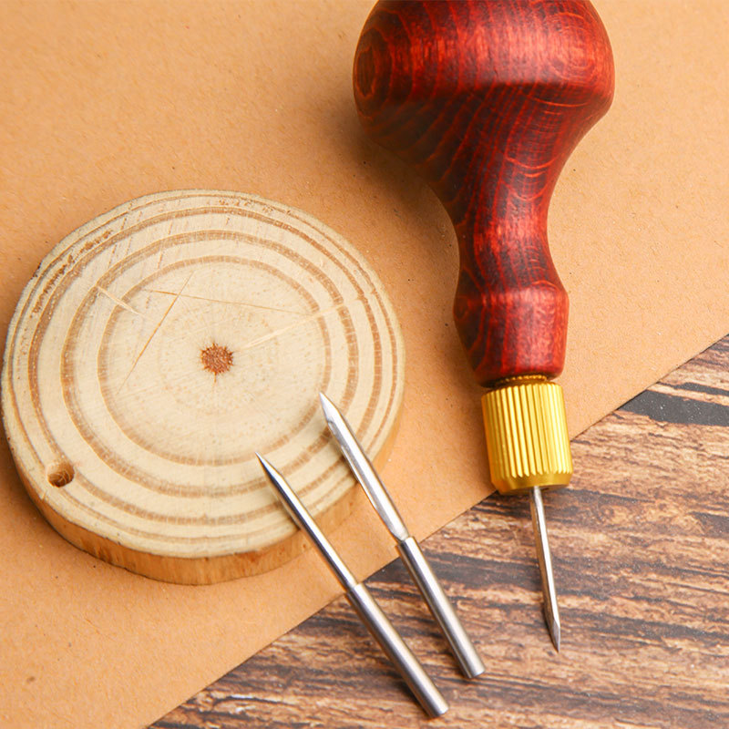 Jolie çon en cuir avec manche  - Leatherwork Hole Punch avis et prix